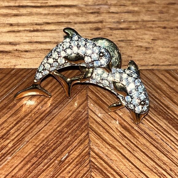 Vintage Swan Stamp SWAROVSKI Pave Crystal RS Gold Tone Leaping Dolphin Pair Pin - Picture 2 of 6
